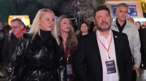 Χριστουγεννιάτικο Χωριό στο Πεδίον του Άρεως: Συγκινημένος ο Νίκος Χαρδαλιάς - "Η σκέψη μας σε όσους είναι μακριά μας"