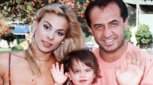 Λευτέρης Πανταζής: Σπάνια φωτογραφία με την πρώην του, Ζώζα Μεταξά, και την μπέμπα Κόνι