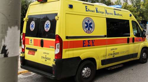 Τροχαίο δυστύχημα στον Διόνυσο: Νεκρός 19χρονος - Το ΙΧ εξετράπη της πορείας του και έπεσε πάνω σε κάγκελα