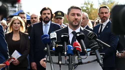 Ανδρουλάκης: Η 28η Οκτωβρίου είναι ημέρα μνήμης και εθνικής υπερηφάνειας για όλους τους Έλληνες