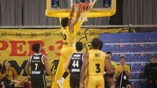 Αρης - Χάμπουργκ Τάουερς 98-76: Πάρτι στο "Αλεξάνδρειο" υπό το βλέμμα Γκάλη και Σιάο
