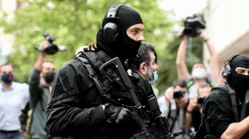 Συναγερμός για "μοναχικούς λύκους": Απόρρητο σχέδιο της ΕΛ.ΑΣ. μετά την ανάφλεξη στη Μ. Ανατολή - Φόβοι για επιθέσεις