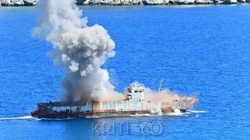 Χανιά: Η εντυπωσιακή βύθιση του "Φολέγανδρος" του ΠΝ - Θα γίνει γίνει το πρώτο Καταδυτικό Πάρκο [βίντεο]