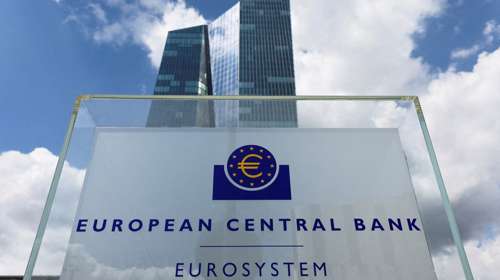 Αμετάβλητα διατήρησε η ΕΚΤ τα βασικά της επιτόκια