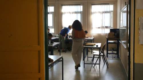 Πανελλήνιες 2026: Αυτά είναι τα θέματα και οι απαντήσεις στο Ειδικό Μάθημα των Αγγλικών