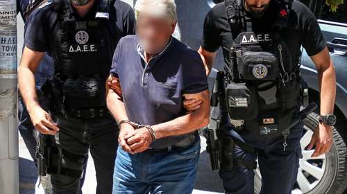 Φωτιά στο Ωραιόκαστρο: Ελεύθερος ο 76χρονος ενόψει προκαταρκτικής εξέτασης  - Πώς ξεκίνησε από το όχημά του