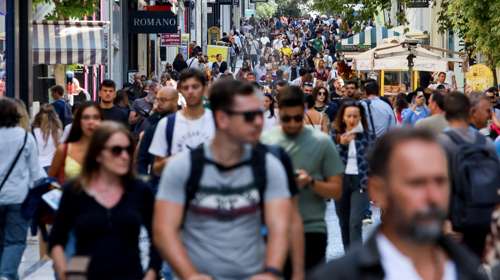 Πώς λειτουργούν τα επικαιροποιημένα εμβόλια για την Όμικρον: Τι δείχνουν δύο νέες μελέτες