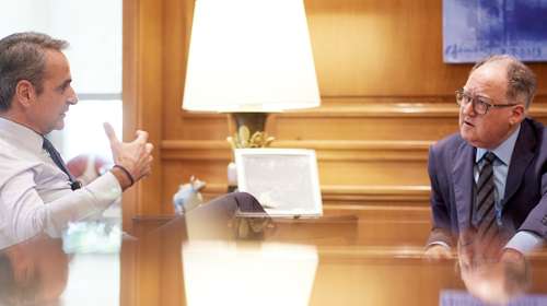 Μητσοτάκης στους FT: "Η Ευρώπη δεν μπορεί να αποδεχθεί εκβιασμούς στα Στενά του Ορμούζ"