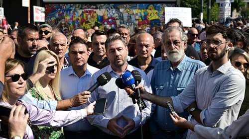 Ανδρουλάκης: Ενώνουμε τη φωνή μας με χιλιάδες εργαζόμενους - Μονόδρομος για καλύτερη ζωή είναι η πολιτική αλλαγή