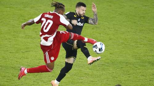 Ολυμπιακός - Άρης 2-1: Νίκησαν και πάτησαν κορυφή οι "ερυθρόλευκοι"