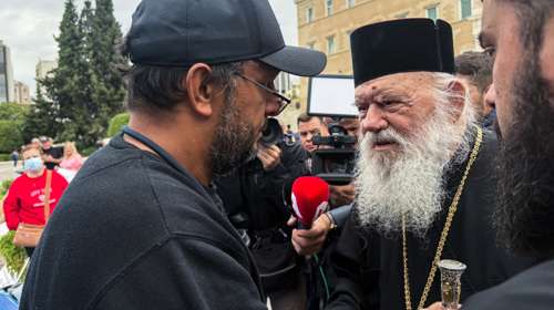 Στο πλευρό του Πάνου Ρούτσι ο Αρχιεπίσκοπος Ιερώνυμος - "Ηρθα να δω έναν άνθρωπο που υποφέρει" [βίντεο]