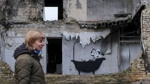Ο Banksy αποκαλύφθηκε: Αλλά πόσο πολύτιμη είναι η ανωνυμία στον κόσμο της τέχνης;