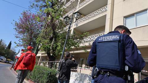 Τραγωδία στο Υπουργείο Τουρισμού: Νεκρή 51χρονη υπάλληλος μετά από πτώση από τον 2ο όροφο [βίντεο]