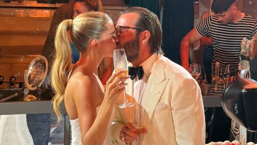 Γάμος στη high society: Το πολυτελές πάρτι στη Μύκονο με καλεσμένες Αλεξάνδρα Νίκα και Μαρίνα Βερνίκου