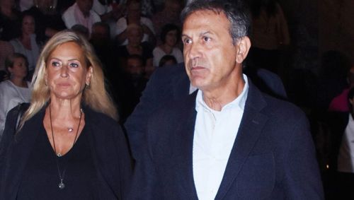Γιώργος και Άννα Νταλάρα: Η εμφάνιση στην Καλντέρα της Σαντορίνης