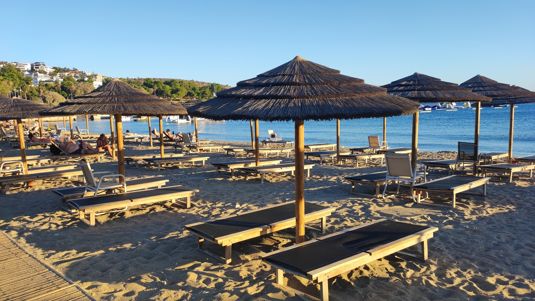 Βουλιαγμένη: Συνελήφθη ο 76χρονος με την κατηγορία της θανατηφόρας βλάβης για τον θάνατο του 82χρονου – Ελεύθερη η 21χρονη