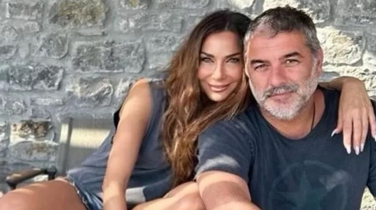 Δέσποινα Βανδή & Βασίλης Μπισμπίκης