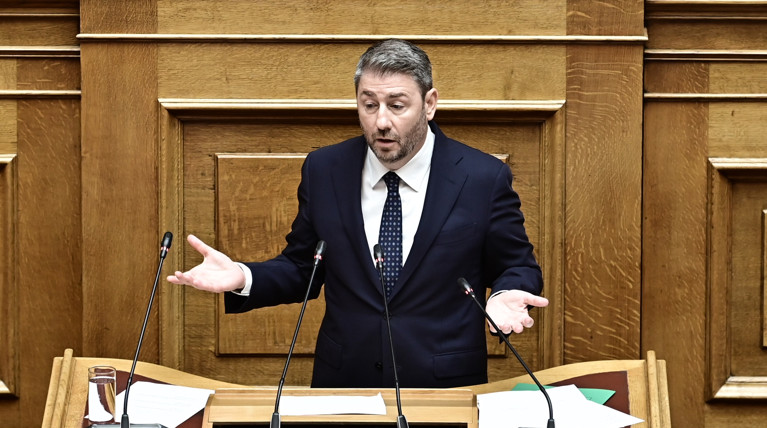 ΝΙΚΟΣ ΑΝΔΡΟΥΛΑΚΗΣ