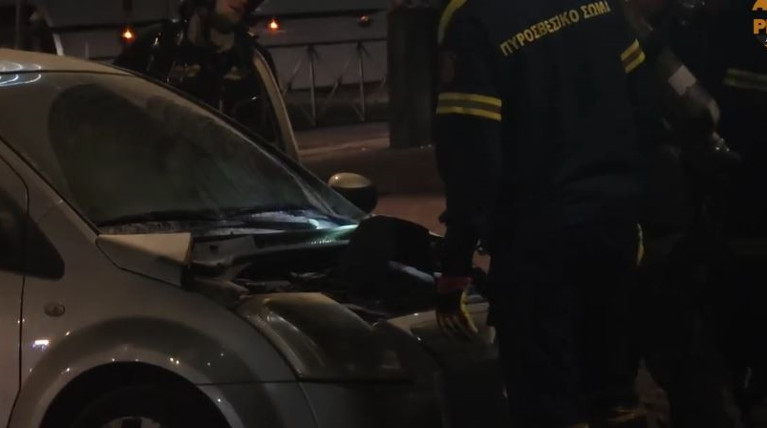 Φωτια αυττοκίνητο