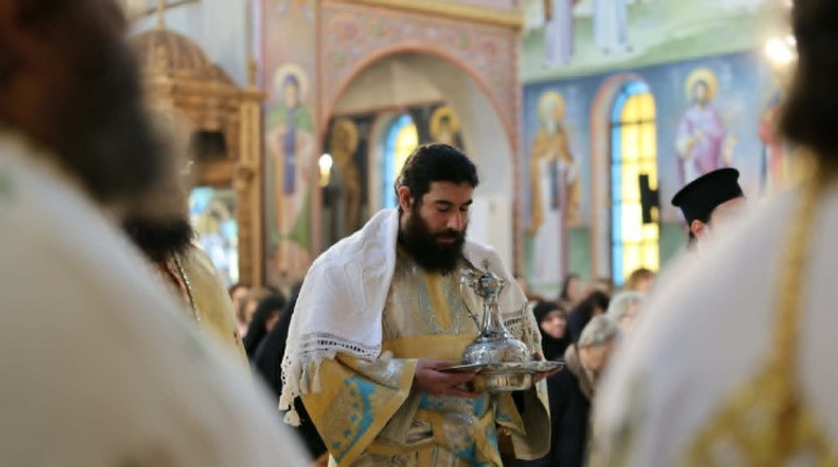 χειροτονια