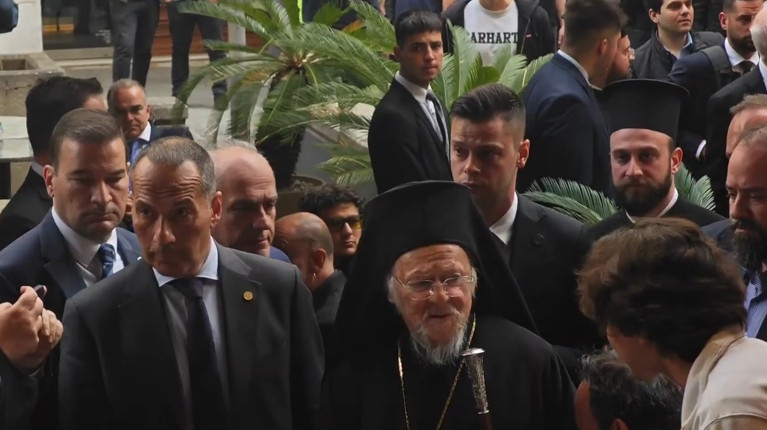 ΟΙΚΟΥΜΕΝΙΚΟΣ ΠΑΤΡΙΑΡΧΗΣ ΒΑΡΘΟΛΟΜΑΙΟΣ ΘΕΑΤΡΟ ΠΑΛΛΑΣ