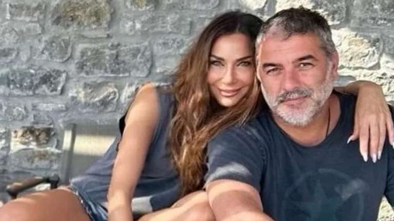 Δέσποινα Βανδή: "Με τον Βασίλη Μπισμπίκη κοιμόμαστε κάθε βράδυ αγκαλιά - Είναι ένας γενναιόδωρος άνθρωπος"