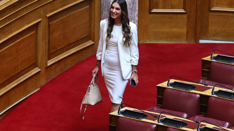 Παραιτήθηκε από τους "Δημοκράτες" του Κασσελάκη η Μυρτώ Κοροβέση, με καρφιά για "συνεχείς μεταλλάξεις"