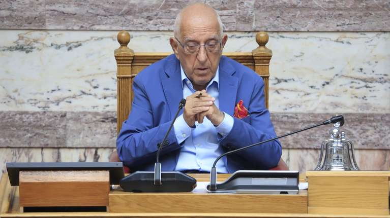 Κακλαμάνης: Η Βουλή θα επισκευάσει δύο κατοικίες στο Καστελλόριζο για αγροτικούς γιατρούς, νοσηλευτές και εκπαιδευτικούς