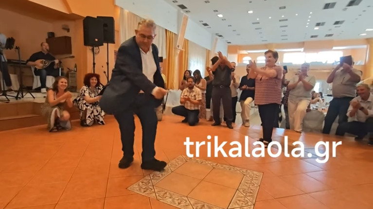 ΚΟΥΤΣΟΥΜΠΑΣ ΖΕΪΜΠΕΚΙΚΟ ΤΡΙΚΑΛΑ