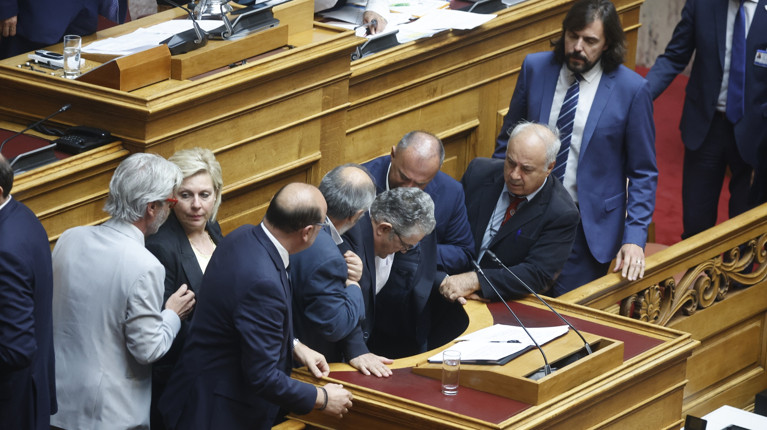 ΔΗΜΗΤΡΗΣ ΚΟΥΤΣΟΥΜΠΑΣ