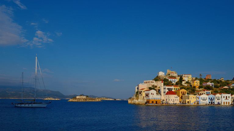 Καταργείται η έκπτωση 30% και στα απομακρυσμένα νησιά