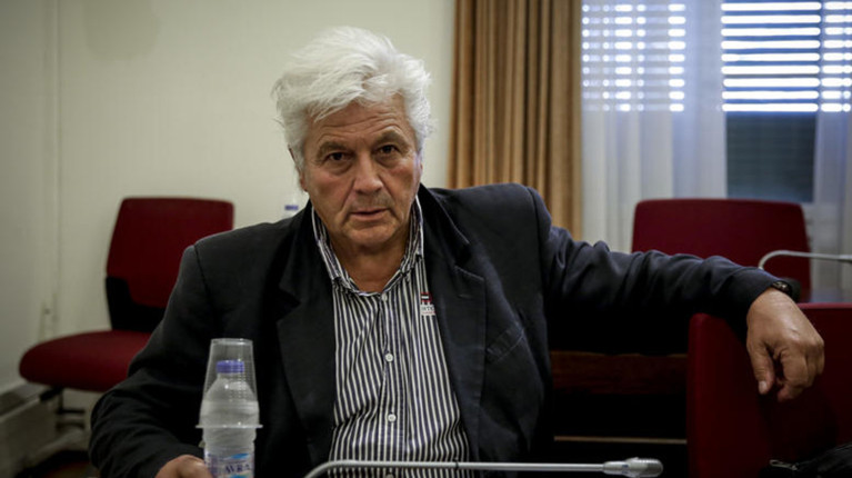 Στη Βουλή ο Παπαχριστόπουλος, εκτός ο Κουρουμπλής