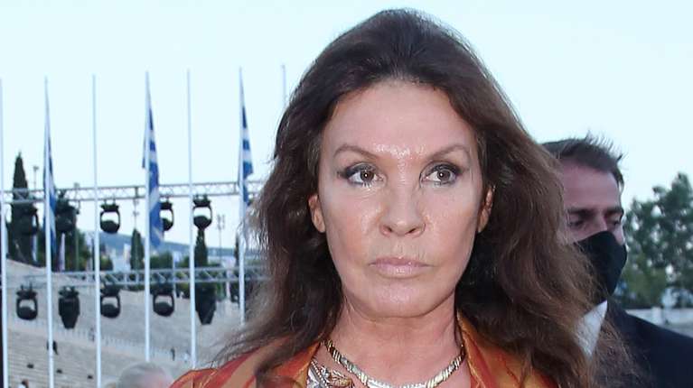 Βάνα Μπάρμπα: "Η Μύκονος είναι μια βίζιτα πολυτελείας, δεν μπορώ να βλέπω αυτό το έκτρωμα"