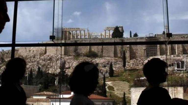 Τα 16 μέτρα για τη ρύθμιση του ιδιωτικού χρέους - Τι αλλάζει για τους οφειλέτες, πώς θα προστατεύονται από τους servicers