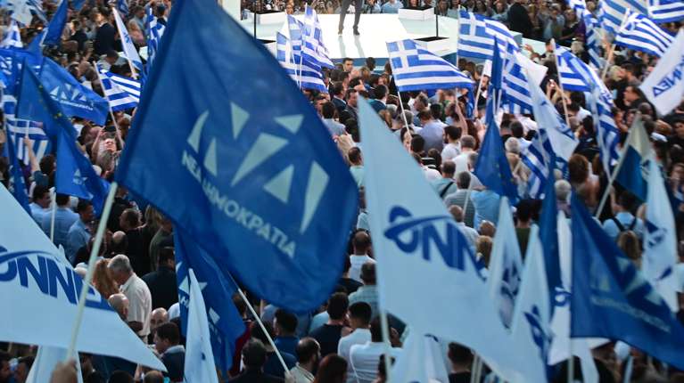 4 Οκτωβρίου: 52 χρόνια από την ίδρυση της Νέας Δημοκρατίας - Οι σταθμοί και τα ορόσημα της παράταξης