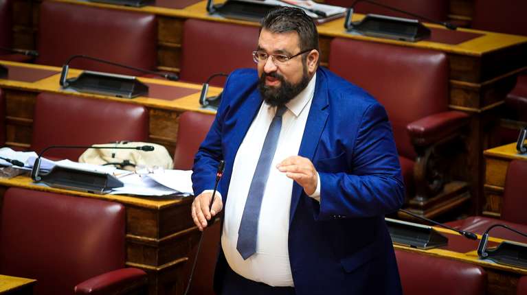 Προσχωρεί στην Ελληνική Λύση ο ανεξάρτητος βουλευτής και πρώην "Σπαρτιάτης", Αθανάσιος Χαλκιάς