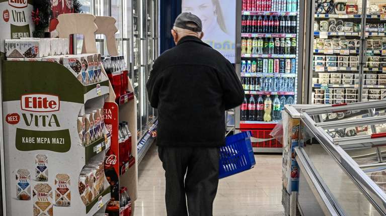 "Κόκκινος συναγερμός" για τον πληθωρισμό - Τα σχέδια για τη συγκράτησή του