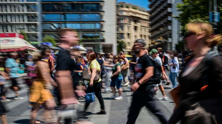 "Τρομάζει" η φθινοπωρινή ακρίβεια: Μέτρα σε 3 μέτωπα για την ανάσχεση -Τα σχέδια για ρεύμα, καύσιμα, σούπερ μάρκετ