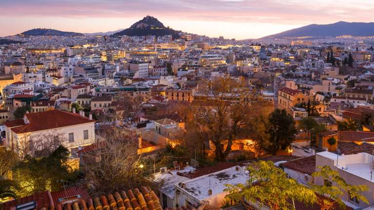 Αυτοί είναι οι πιο "ευτυχισμένοι" προορισμοί για διακοπές στον κόσμο - Ψηλά στη λίστα η Αθήνα