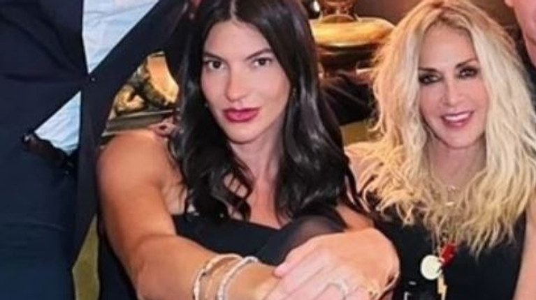 αννα