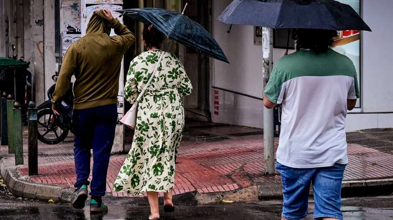 Ο Κλέαρχος Μαρουσάκης προειδοποιεί: Έρχεται νέο κύμα κακοκαιρίας με μεγάλη δυναμική - Πότε θα "χτυπήσει" την Αττική