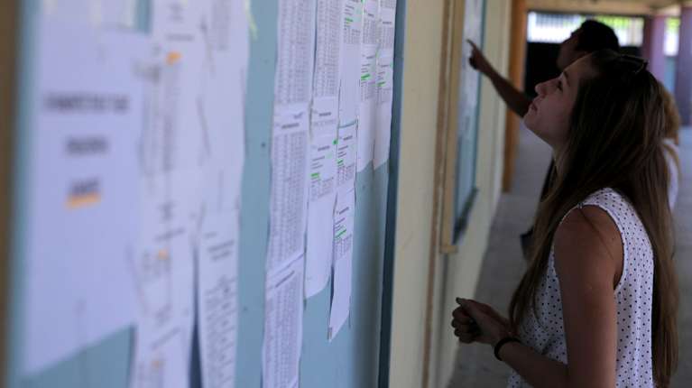 Βάσεις 2026: Αυτές ήταν οι μεγάλες ανατροπές στις σχολές - Άνοδος στις Πολυτεχνικές, πτώση σε άλλα τμήματα