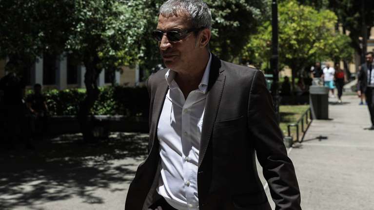 Αδαμαντίδης: "Πήρε τα κλειδιά από το σπίτι και δε με άφηνε να μπω" - Γιατί μήνυσε την Βαρβάρα Κίρκη