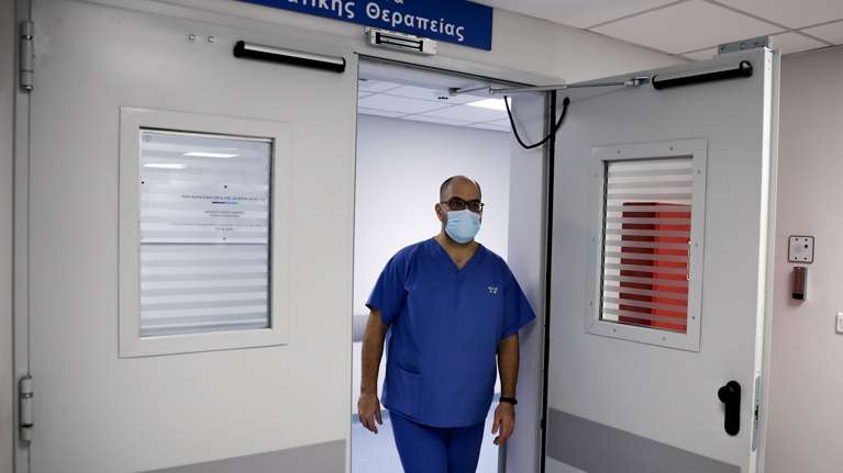 Η Ένωση Ασφαλιστικών Εταιρειών παραδέχεται τις εξοντωτικές αυξήσεις στα ασφάλιστρα Υγείας- Ανοιχτή σε διαπραγματεύσεις