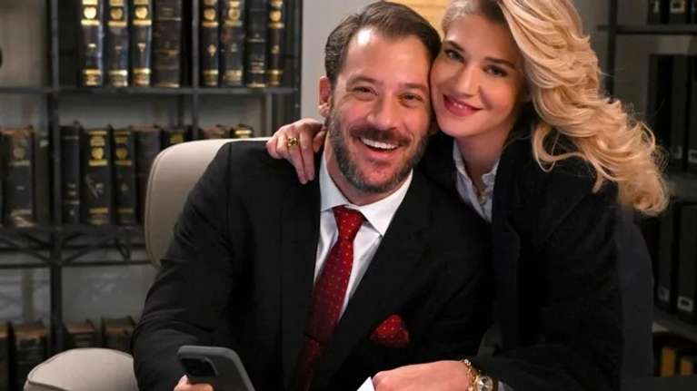 Τζένη Θεωνά: Το πρώτο δώρο του "νονού" Αντίνοου Αλμπάνη στον γιο της είναι ό,τι πιο cute θα δεις σήμερα