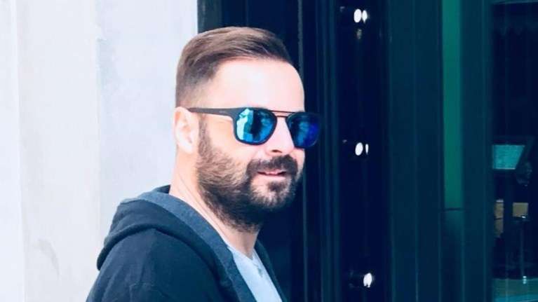 Πύργος: Συγκλονίζει ο πατέρας του 45χρονου που βρήκε φρικτό θάνατο σε τροχαίο - "Έφυγε τσάμπα"