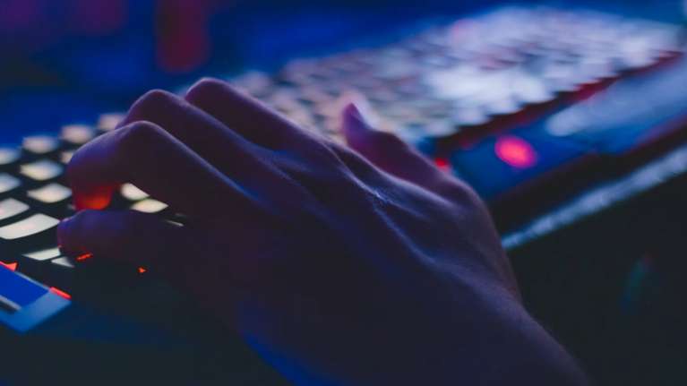 Πώς απατεώνες με έδρα την Κορυτσά ξάφριζαν τραπεζικούς λογαριασμούς στην Ελλάδα - Το λογισμικό που χρησιμοποιούσαν
