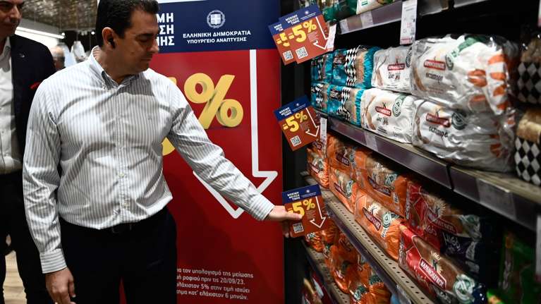 Σκρέκας: Και το χοιρινό μπαίνει στο "καλάθι των Χριστουγέννων"
