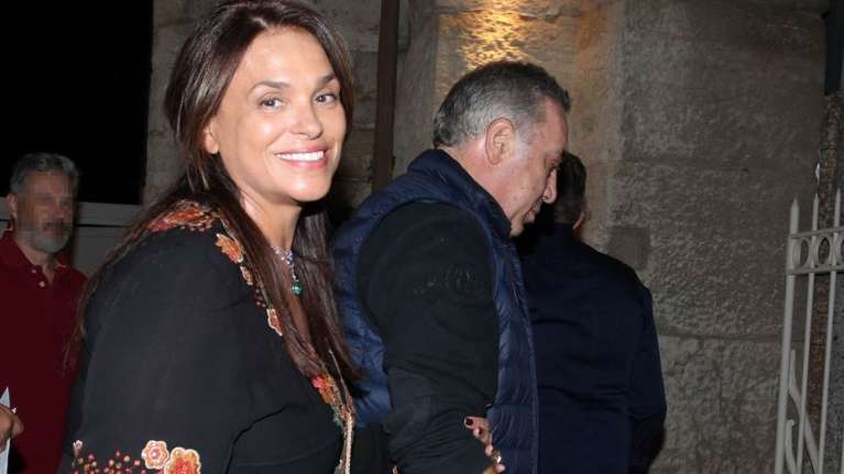 Σήλια Κριθαριώτη: Η glam εμφάνιση σε πάρτι καλής της φίλης
