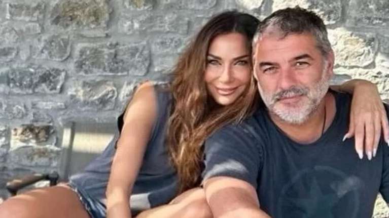 Δέσποινα Βανδή: "Με τον Βασίλη Μπισμπίκη κοιμόμαστε κάθε βράδυ αγκαλιά - Είναι ένας γενναιόδωρος άνθρωπος"
